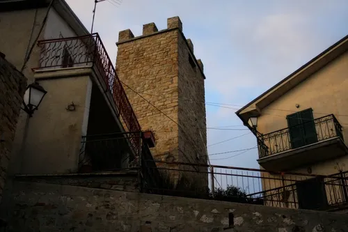 Torre di Castel di Croce